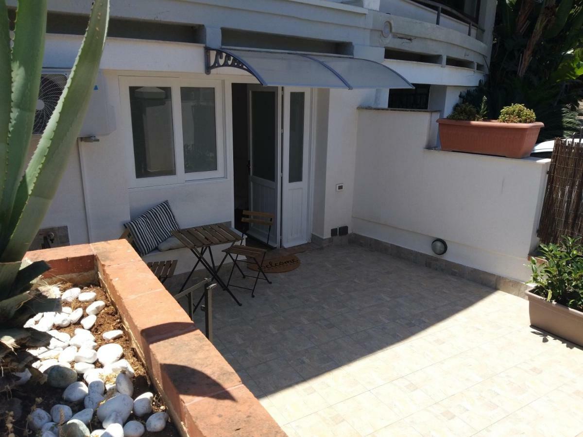 Villa Residenza Don Camillo Mondello Exterior foto